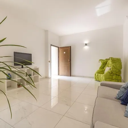 Holiday home Quadrilocale Corso Italia 28 Piano Terra Con Spazio Esterno