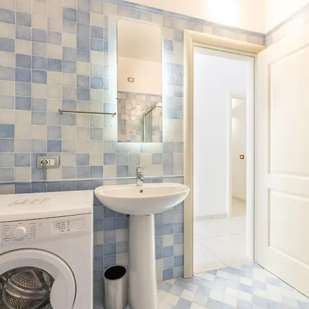 Holiday home Quadrilocale Corso Italia 28 Piano Terra Con Spazio Esterno Gallipoli