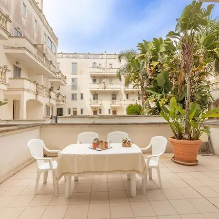 Holiday home Quadrilocale Corso Italia 28 Piano Terra Con Spazio Esterno *